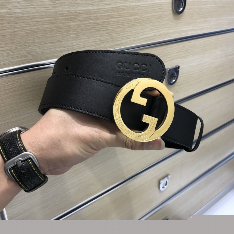 G*u*i belts